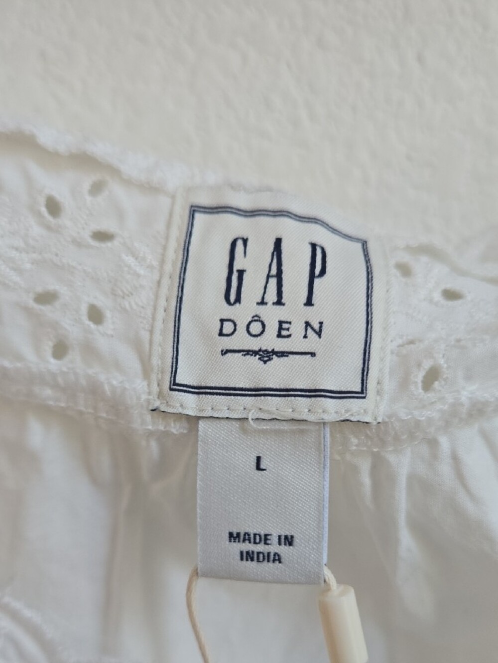 GAP x Doen White Eyelet Square-Neck Camisole - Picture 2 of 5